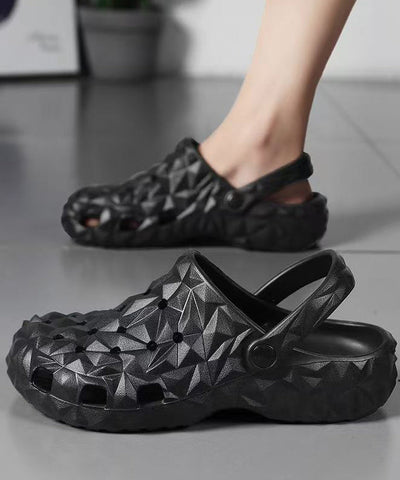 Sandalias negras con tiras y hebillas de empalme simple y huecas  Sandalias negras con tiras y hebillas de empalme simple y huecas