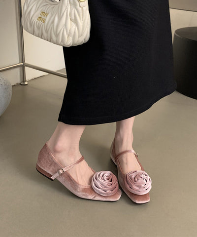 Französische Blumen-Schnürschuhe mit Spleißen, flache Füße, rosa Velours  Französische Blumen-Schnürschuhe mit Spleißen, flache Füße, rosa Velours