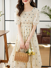 Rachel – Kleid mit Retro-Blumenstickerei