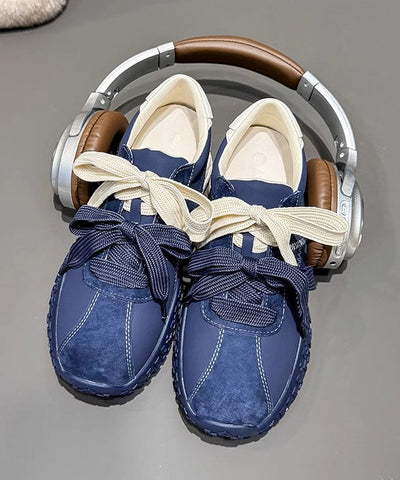 Lässige, bequeme Plateauschuhe mit Schnürung in Marineblau  Lässige, bequeme Plateauschuhe mit Schnürung in Marineblau