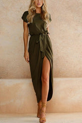 Meridress – Unregelmäßiges, schmales Kleid mit Schlitz vorne