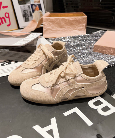 Zapatos planos deportivos de moda con cordones y empalme de ante amarillo  Zapatos planos deportivos de moda con cordones y empalme de ante amarillo