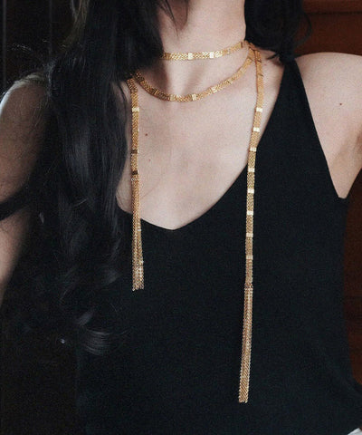 Collar con colgante de borla multicapa de cobre dorado a la moda  Collar con colgante de borla multicapa de cobre dorado a la moda