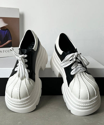 Mocasines con plataforma y cordones para mujer, color blanco y negro  Mocasines con plataforma y cordones para mujer, color blanco y negro