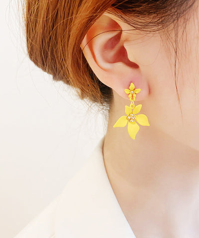 Modern Yellow Sterling Silver Alloy Floral Drop Earrings Modern Yellow Sterling Silver Alloy Floral Drop Earrings