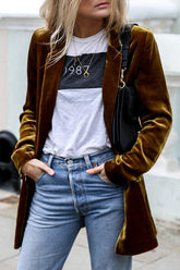 Blazer de terciopelo de estilo urbano llamativo