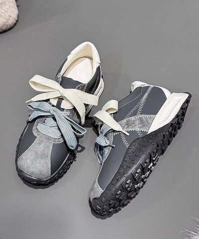 Lässige, bequeme Plateauschuhe mit Schnürung in Marineblau  Lässige, bequeme Plateauschuhe mit Schnürung in Marineblau