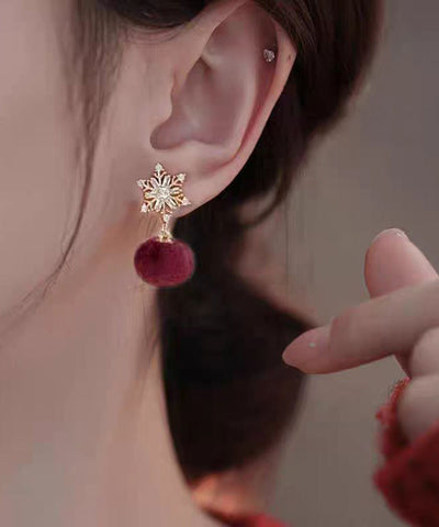 Modern Pink Sterling Silver Overgild Snowflake Fuzzy Ball Decorated Drop Earrings Modern Pink Sterling Silver Overgild Snowflake Fuzzy Ball Decorated Drop Earrings