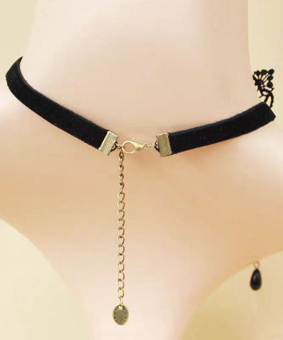 Collar con colgante de borla de perla y mariposa de encaje de aleación de cobre negro de moda  Collar con colgante de borla de perla y mariposa de encaje de aleación de cobre negro de moda