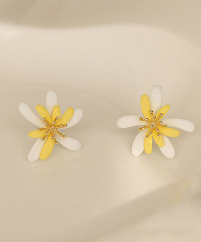 Modern Yellow Sterling Silver Alloy Floral Stud Earrings Modern Yellow Sterling Silver Alloy Floral Stud Earrings