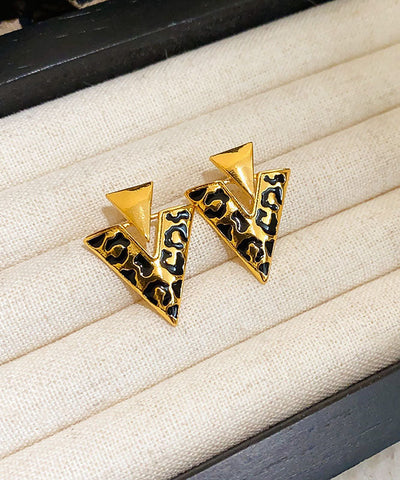 Fine Leopard Alloy Resin Drop Glaze Triangle Stud Earrings Fine Leopard Alloy Resin Drop Glaze Triangle Stud Earrings