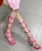 Modische Stiefel mit offener Spitze und Blockabsatz in Roségold