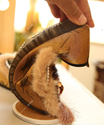 Zapatos planos marrones de tela de algodón con bordado de borlas  Zapatos planos marrones de tela de algodón con bordado de borlas