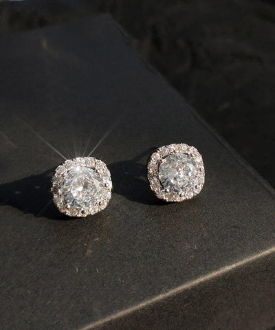 Fine White Sterling Silver Zircon Square Stud Earrings Fine White Sterling Silver Zircon Square Stud Earrings