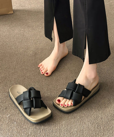 Sandalias de plataforma francesa beige con punta abierta  Sandalias de plataforma francesa beige con punta abierta