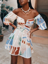 Minivestido con estampado floral de grafiti moderno y sofisticado