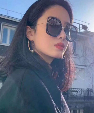 Oversize Gold Copper Overgild Elliptical Pearl Letter Hoop Earrings Oversize Gold Copper Overgild Elliptical Pearl Letter Hoop Earrings