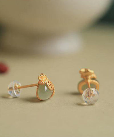 Pendientes retro de plata de ley verde claro con jade dorado y diseño de bolsa de bendición  Pendientes retro de plata de ley verde claro con jade dorado y diseño de bolsa de bendición