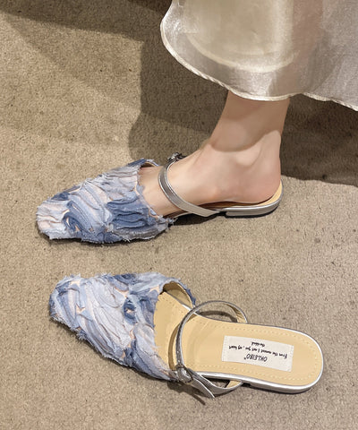 Sandalias elegantes con tiras y hebillas de tela de algodón azul  Sandalias elegantes con tiras y hebillas de tela de algodón azul