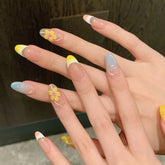 Hochwertige, 3D-geschnitzte Macaron-Farbe, abnehmbare, handgefertigte Nagelbekleidung für Frühling und Sommer