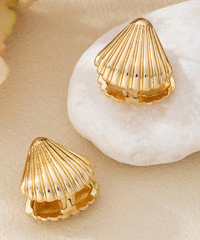 Modern Gold Sterling Silver Overgild Shell Stud Earrings Modern Gold Sterling Silver Overgild Shell Stud Earrings