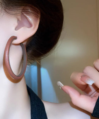 Loose Brown Alloy Leather Circle Hoop Earrings Loose Brown Alloy Leather Circle Hoop Earrings