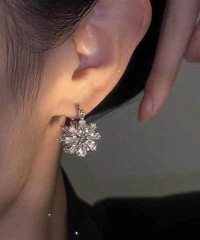 Pendientes de aro de nieve con circonitas de cobre y seda de moda  Pendientes de aro de nieve con circonitas de cobre y seda de moda