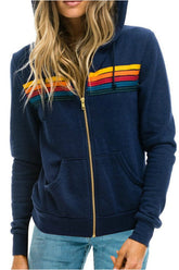 Abrigo con capucha y manga larga con bolsillo con cremallera en contraste