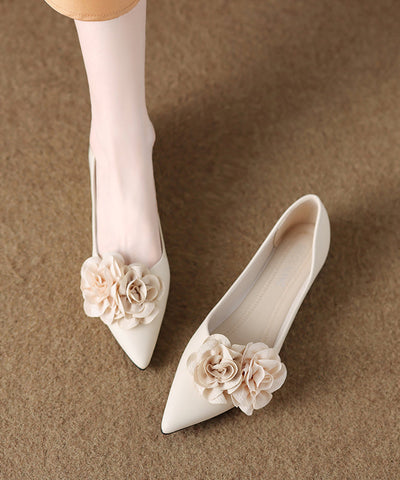 Beige Faux Leather Flat Feet Shoes Splicing Floral Pointed Toe Beige Faux Leather Flat Feet Shoes Splicing Floral Pointed Toe