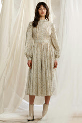 Langärmliges Midikleid mit Blumenrüschen