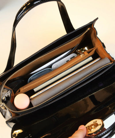 Bolso de mano de moda con estampado de cocodrilo en color negro  Bolso de mano de moda con estampado de cocodrilo en color negro