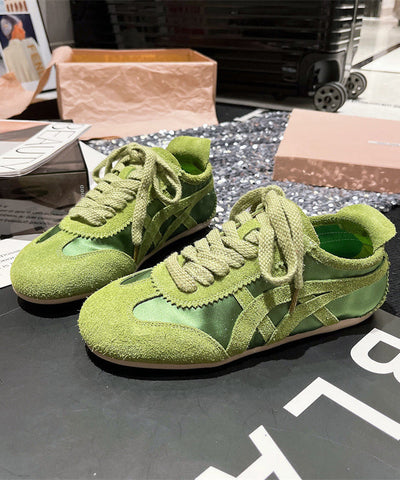 Zapatos planos deportivos de moda con cordones y empalme de ante amarillo  Zapatos planos deportivos de moda con cordones y empalme de ante amarillo