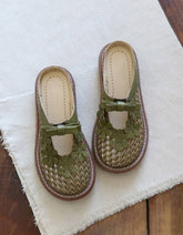 Pantuflas de plataforma retro con flores de verano para mujer