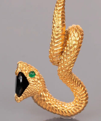 Pendientes colgantes con forma de serpiente, esmeralda y ágata negra en oro de 14 quilates, estilo retro  Pendientes colgantes con forma de serpiente, esmeralda y ágata negra en oro de 14 quilates, estilo retro