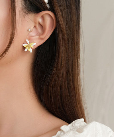 Modern Yellow Sterling Silver Alloy Floral Stud Earrings Modern Yellow Sterling Silver Alloy Floral Stud Earrings