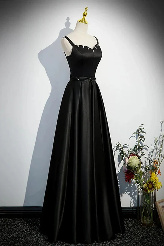 Vestido formal largo de satén negro con tirantes en forma de A y sencillo para fiesta de graduación.