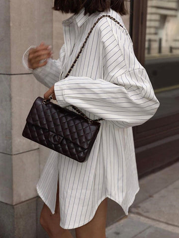 Blusas de solapa a rayas con aberturas laterales, mangas largas y corte irregular 