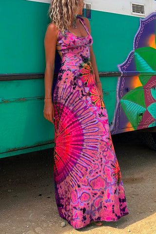 Meridress – Rückenfreies Maxi-Camisole-Kleid mit überkreuztem Design und Batikmuster