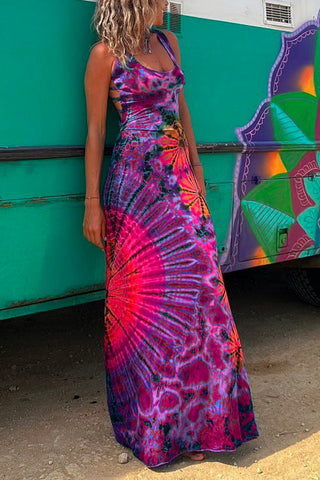 Meridress – Rückenfreies Maxi-Camisole-Kleid mit überkreuztem Design und Batikmuster