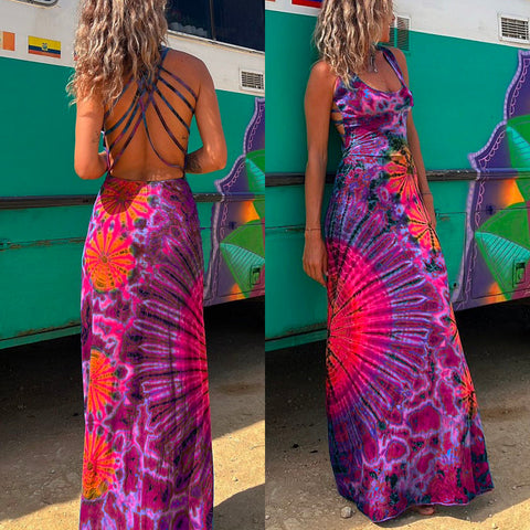 Meridress – Rückenfreies Maxi-Camisole-Kleid mit überkreuztem Design und Batikmuster