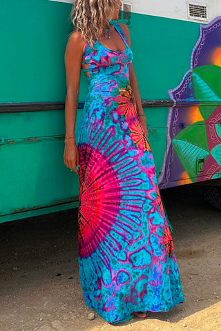 Meridress – Rückenfreies Maxi-Camisole-Kleid mit überkreuztem Design und Batikmuster