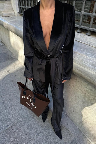 Conjunto de abrigo de terciopelo con solapa y cinturón de manga larga para chica cool y pantalones holgados con bolsillos y cintura elástica. 