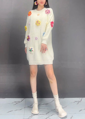 Vestido elegante de punto con patchwork floral y cuello redondo negro para otoño 