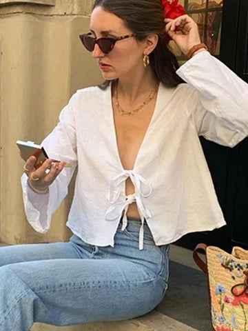 Elegante rückenfreie Damenbluse mit Puffärmeln und eckigem Kragen 