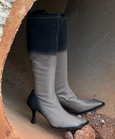 Botas de tacón alto con diseño original de empalme de piel sintética en degradado gris 
