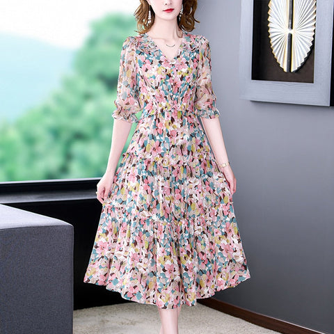 Vestido midi de seda natural con cuello en V y estampado floral de verano 