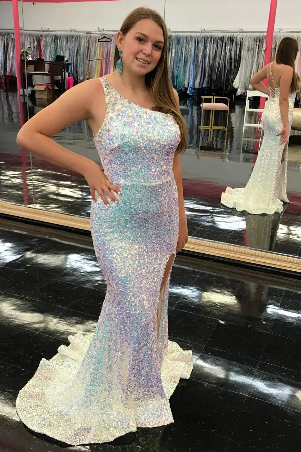 Meerjungfrauen-Abendkleid mit One-Shoulder-Verschluss, hellblau, Pailletten, lang, mit Schleier