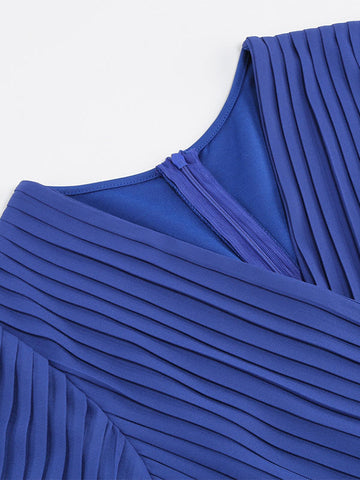Vestido midi de manga corta con cuello en V 