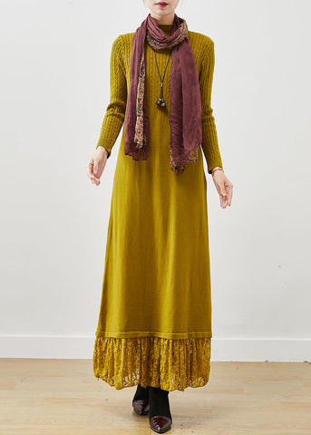 Vestido tipo suéter de punto con encaje y patchwork amarillo, corte entallado para primavera 