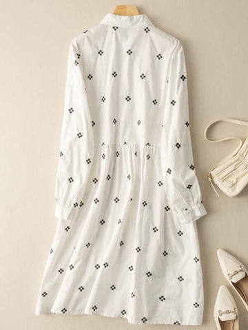 Vestido camisero de manga larga con estampado floral y bolsillos, 100 % tela natural 
